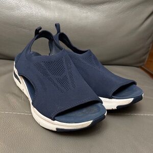 Sketchers ArchFit Navy Blue Open-Toe Sandals size 9